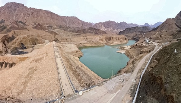 ذخایر سدهای کشور در وضعیت نامناسب قرار دارد/ مشارکت عمومی برای عبور از بحران آب ضروری است